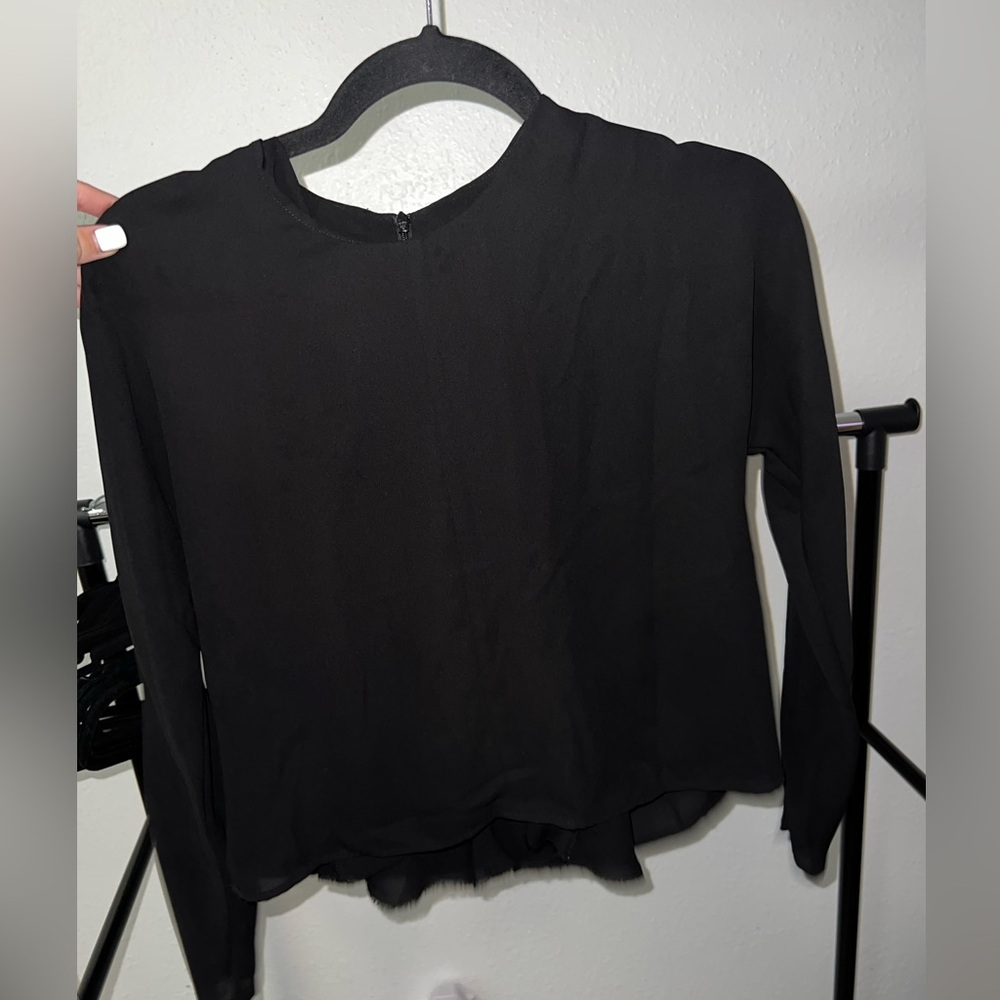Babaton XXS black blouse.